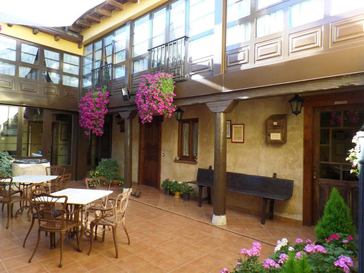 B&B El Caminero Hospital de Órbigo Exterior foto